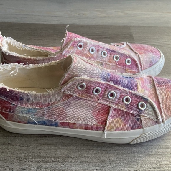 Corkys Babalu Slip on Canvas Sneaker Tie-dye Pink Women's Size 6 - Picture 3 of 8